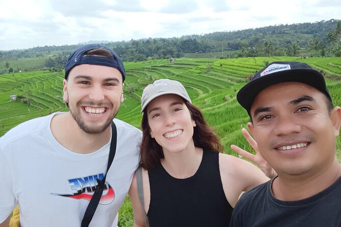 Experts Bali Driver : Best Bali Private Driver for Tour in Bali - Private Driver Day in Seminyak: Your Shortcut Past Bali Traffic