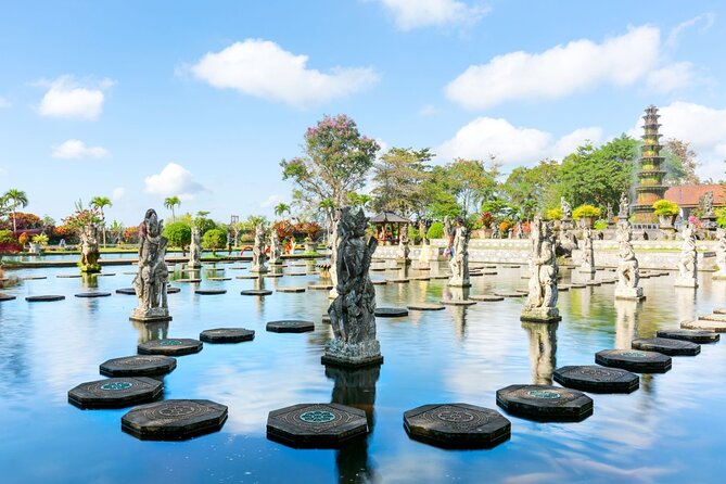 Explore East Bali: Full-Day The Most Charming Spots - All Inclusive Tickets - The role of your guide: helpful, flexible, and sometimes impressive