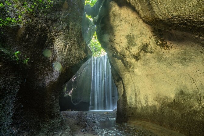 Explore East Bali: Full-Day The Most Charming Spots - All Inclusive Tickets - Stop 2: Tirta Gangga Water Garden for royal-water calm