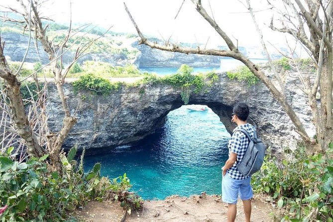 Explore The Nusapenida island In one Day - What to bring for a 12-hour day (so you don’t waste time)
