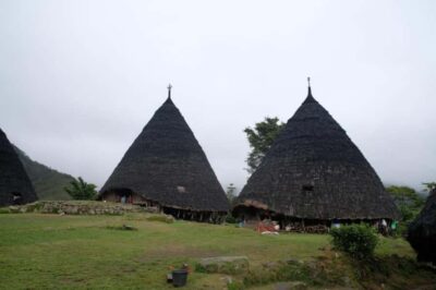 Explore Traditional Village of WAE REBO 2D/1N Shared Tour - Day 1: Labuan Bajo Pick-Up, the Drive to Denge, and Food on the Move