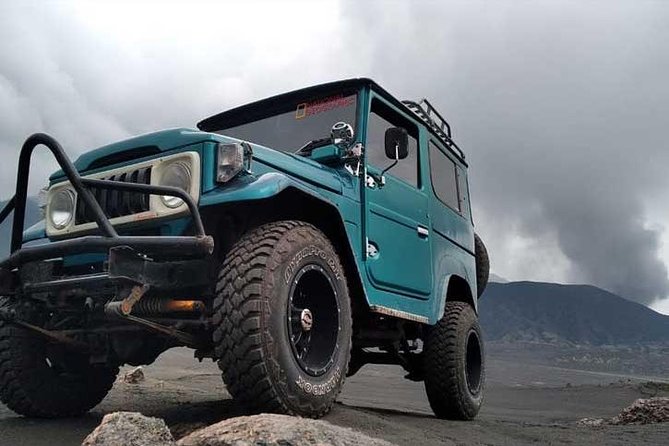 Explore volcano Bromo - start Surabaya // 2 days 1 night - Your one-night base near Bromo: Cafe Lava (or similar) and why it matters