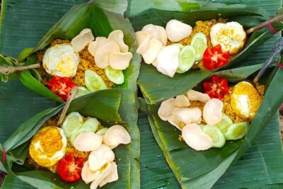 FAMILY JUNGLE TOUR: Orangutan Trek (4-hours hike) by EcoTravel Bukit Lawang - Guides, ethics, and why small groups matter for orangutans
