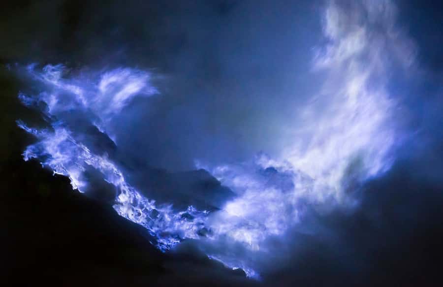 From Bali: 1 Day Ijen Volcano Blue Fire Tour From Bali - Key things you’ll notice on this Blue Fire run