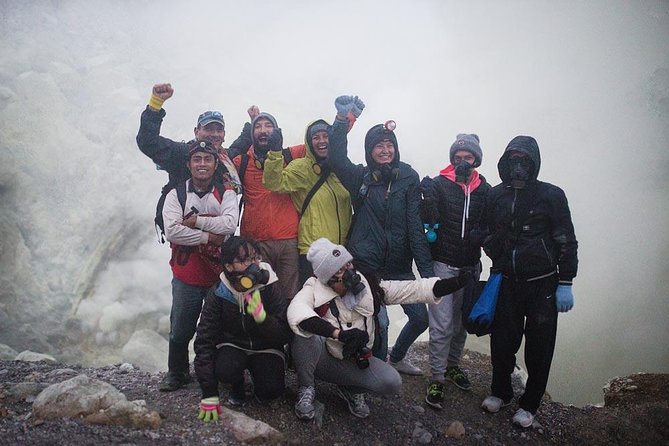 From Bali: 24-Hour Kawah Ijen Blue Flames, Dinner & Room - Food options: vegetarian and Halal availability