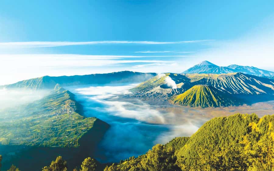 From Bali: Bromo, Ijen, & Tumpak Sewu Waterfall 3-Day Tour - Day 2: Bromo sunrise is the centerpiece