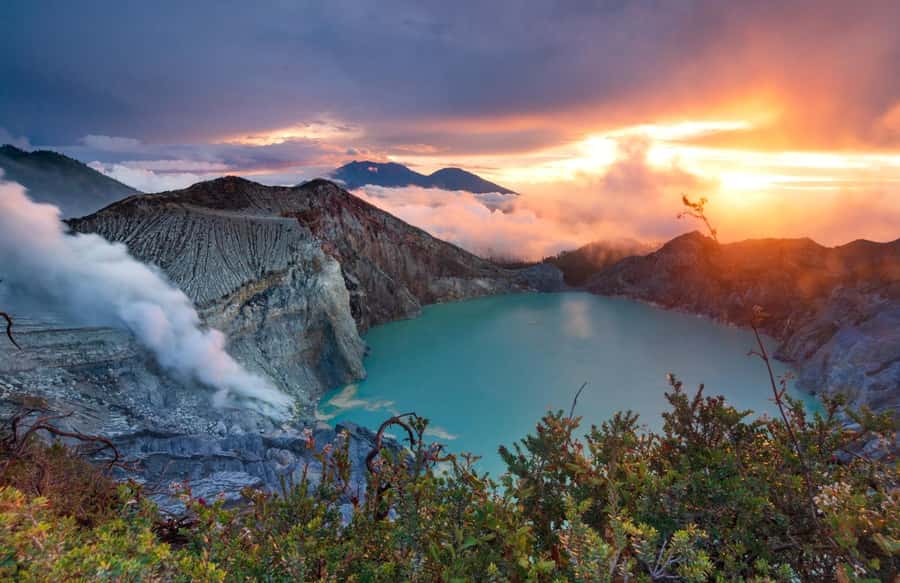 From Bali: Ijen Sunrise Tour with Local Guide & Blue Fire - The 22-Hour Day From Bali to Ijen: Realistic Expectations