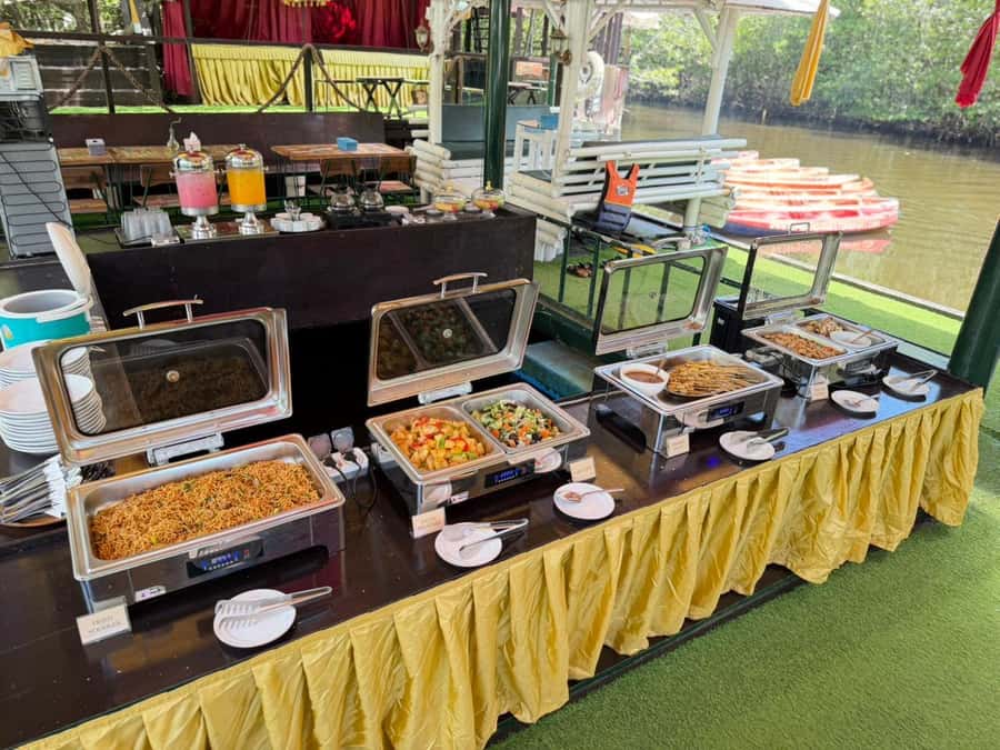 From Bali: Lembongan & Mangrove Buggy Tour with Buffet Lunch - Meeting point, pickup, and drop-off: reduce the chance of confusion