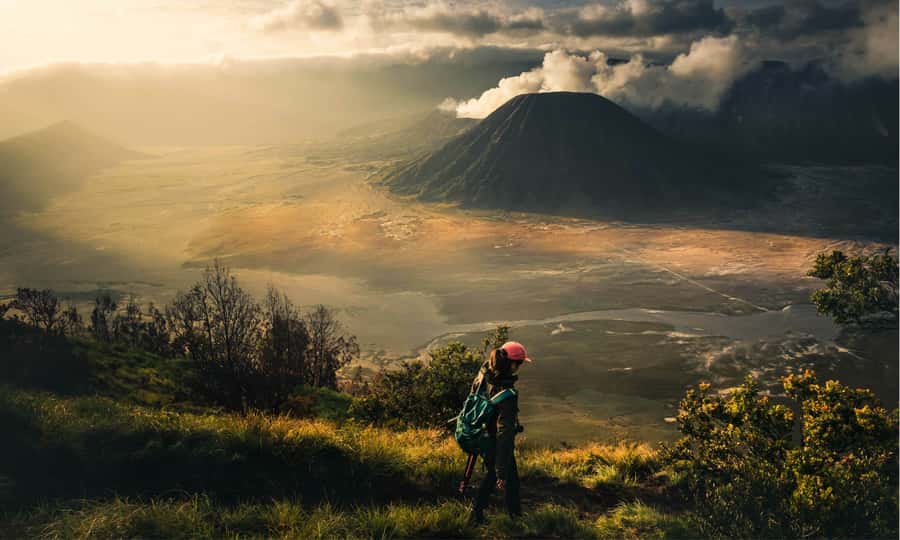 From Bali: Mount Bromo and Blue Fire Ijen Crater 3-Day Tour - Java volcano two-step: Ijen at night, Bromo at sunrise