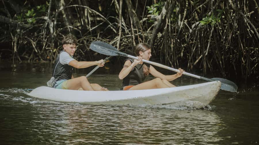 From Bali: Nusa Penida Snorkel 3 Spots w/ GoPro & Kayak tour - GoPro + Shower: Getting Content Without Extra Hassle