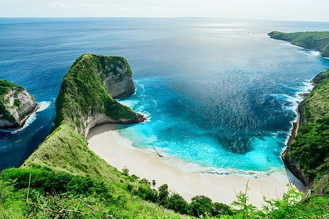 From Bali: Nusa Penida Snorkeling and Island Tour - Shared boat vs private expectations: what to watch for