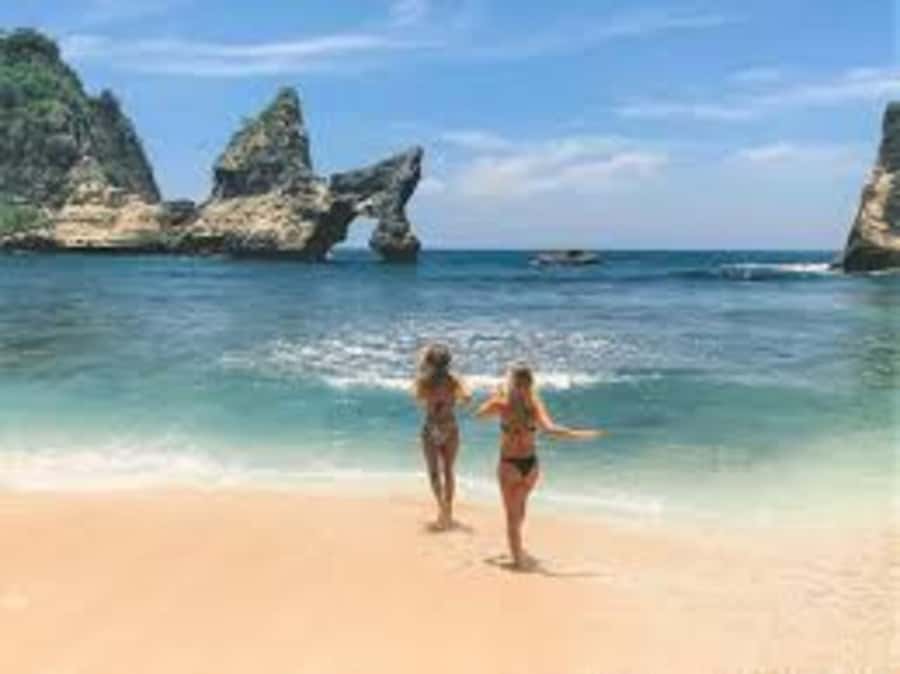 From Bali: Private East Nusa Penida Highlights Day Tour - From Sanur Port to Buyuk Harbour: the day starts with a sea crossing