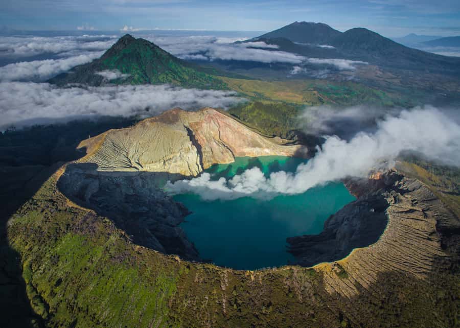 From Bali: Private Mount Ijen Crater Volcano Midnight Trek - From Pitch-Black to the Stars: What Happens Before the Crater