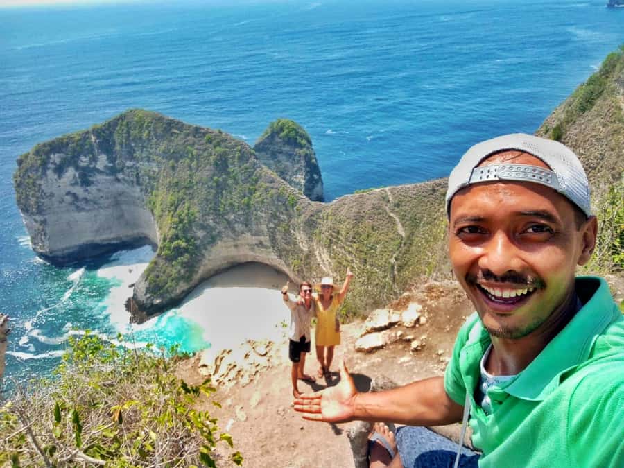 From Bali: West Nusa Penida & Snorkeling Small Group Tour - The guide makes the day smoother than you think