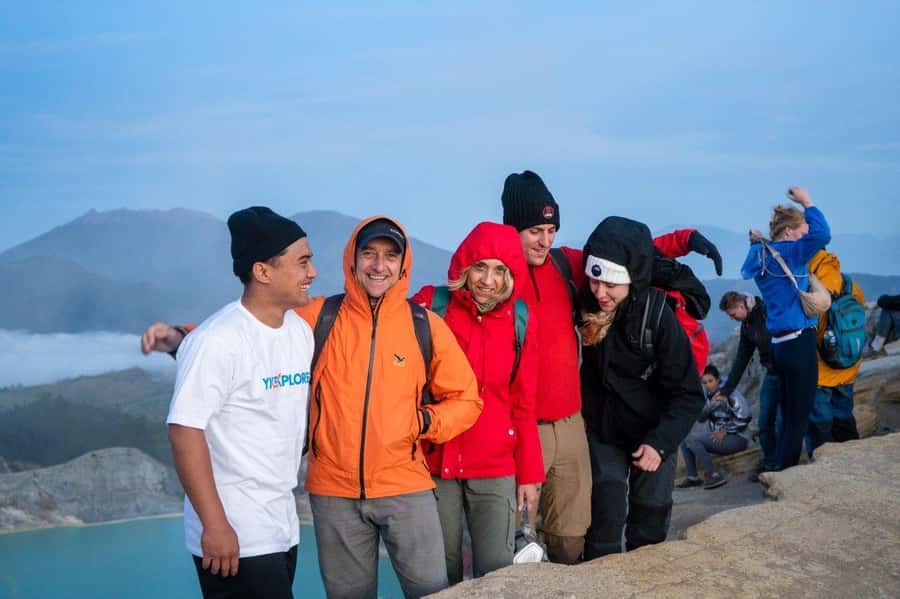 From Banyuwangi: Day Trip to Ijen Volcano with Guided Trek - The ride up: air-conditioned comfort before the climb