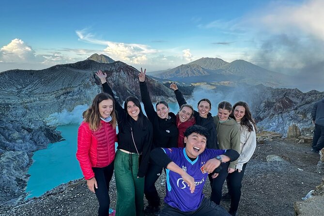 From Banyuwangi or Bali Sunrise Ijen Vulcano Hiking All Inclusive - Paltuding to the Crater: The Hike Pace and the Gear That Helps
