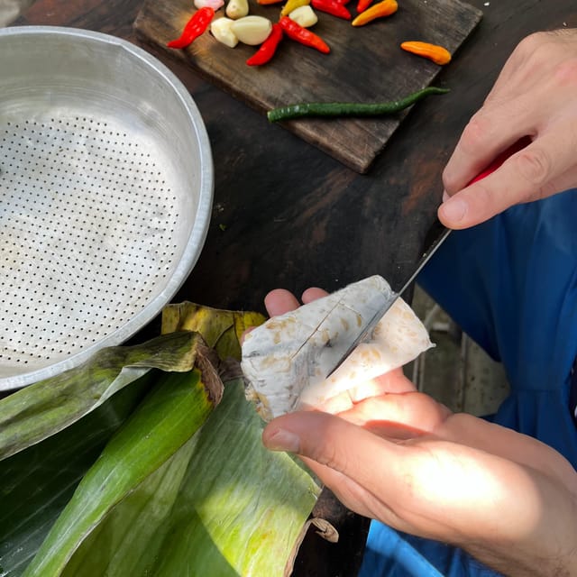 From Garden to Table: Indonesian Cooking Class in Yogyakarta - The Menu You’ll Cook: Rujak, Tofu, Tempeh, Sambal, and Curry Leaves Chicken
