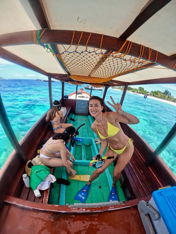 From Gili Air: Private or Small Group Snorkeling Boat Tour - The beach break on Gili Meno: sun, lunch, and a reality check