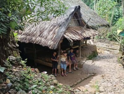 From Jakarta: Baduy Tribe Full Day Trip with Lunch - The 12-hour flow: pickup, Ciboleger, lunch, and Baduy village time