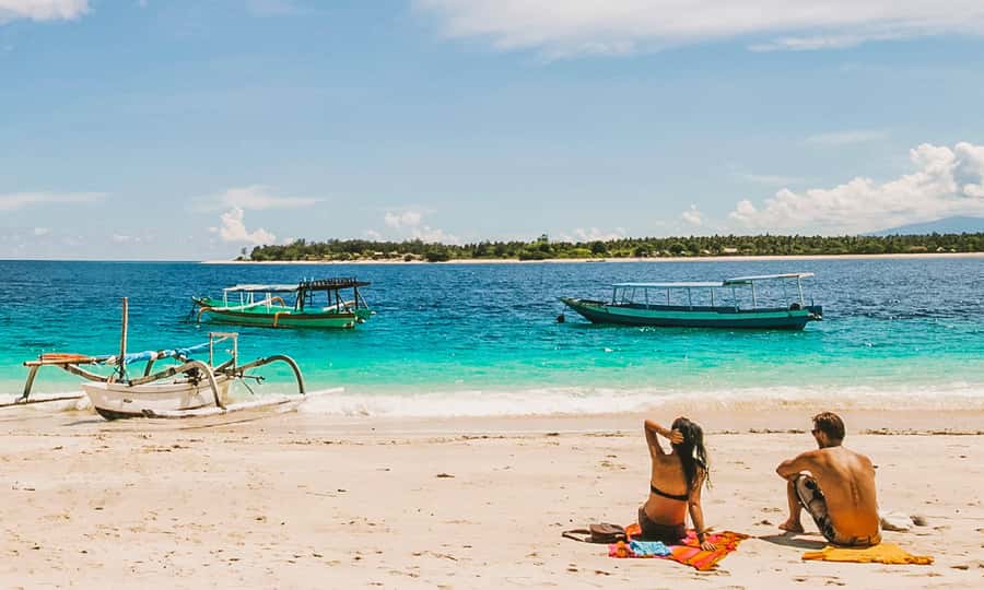 From Lombok: Private Gili Islands Trip w. Glass-Bottom Boat - Price and value: what $55 buys you in real time