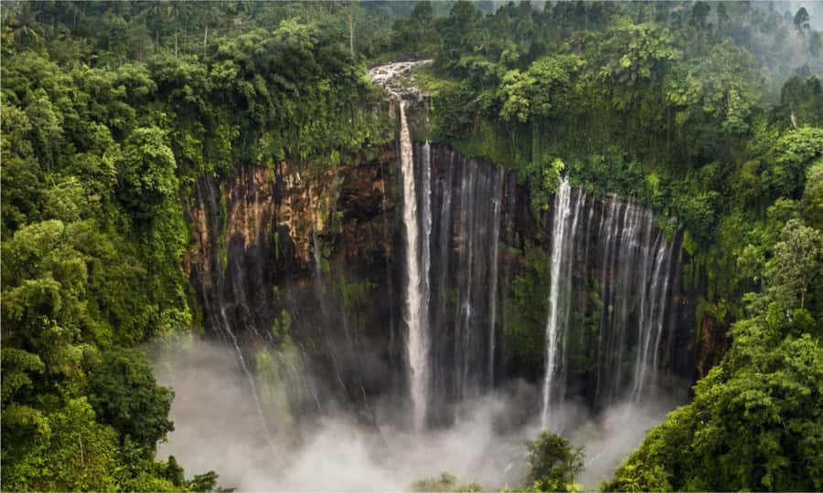 From Malang or Surabaya: Private Tumpak Sewu Waterfall Tour - Private pickup from Malang or Surabaya: worth it for this kind of day