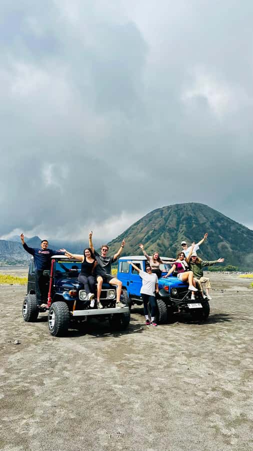 From Malang: Shared Bromo Sunrise Tour with Snack Box - The rest of the day: Widodaren, Mount Bromo, Teletubbies Hill, and quick viewpoint hops