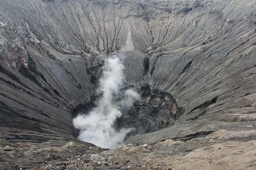 From Malang/Surabaya: 2-Days Tour Mt. Bromo Ijen Blue Flames - The sunrise finish: getting out before the day warms up