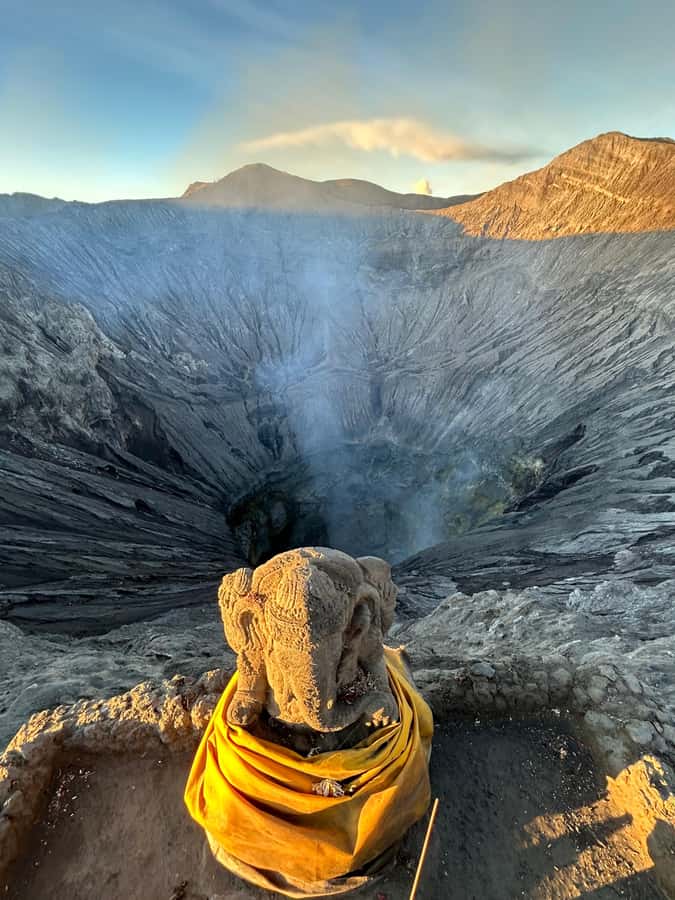 From Malang/Surabaya: Mount Bromo and Ijen Crater 2-Day Tour - Cemoro Lawang Viewpoints and the 4x4 Jeep Ride Up