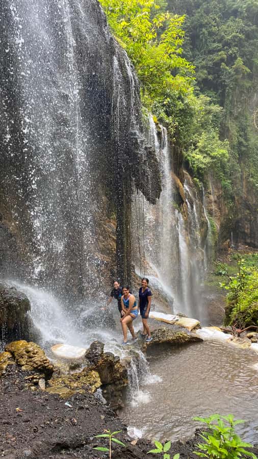 From Malang: Tumpak Sewu Waterfall Day Trip (Sharing) - Lunch and the change-of-clothes reset you’ll actually use