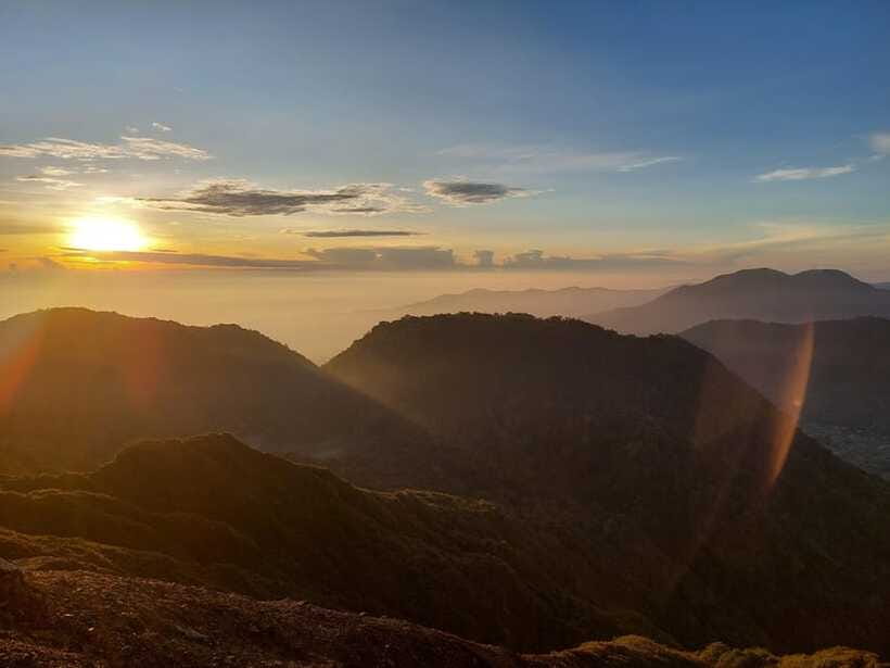 From Medan: Mount Sibayak Sunrise Hike & Natural Hot Spring - Berastagi Stops: Breakfast Timing and Fruit Market Time