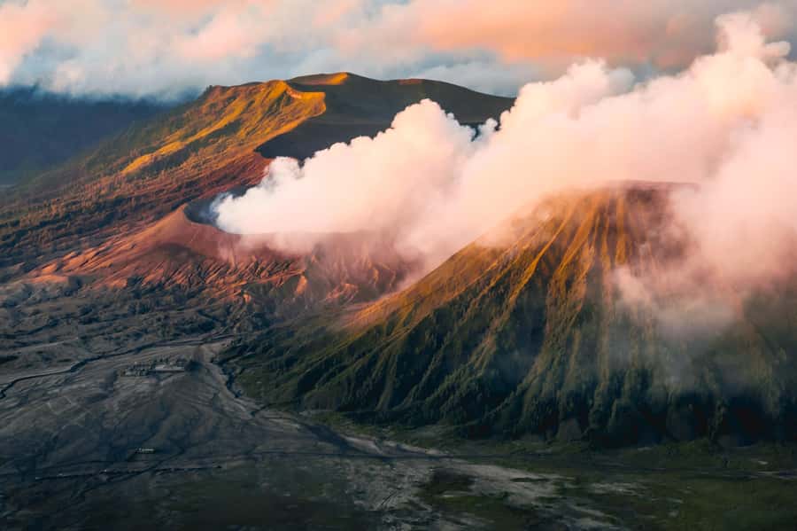 From Probolinggo: 1-Day Mount Bromo Sunrise Trip & Breakfast - Pura Luhur Poten Gunung Bromo: the temple stop you’ll pass with purpose