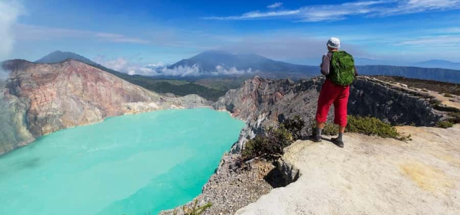 From Probolinggo: 2-Day Mount Bromo and Ijen Volcano Tour - Sea of sand photos at 6am, then the climb to Bromo