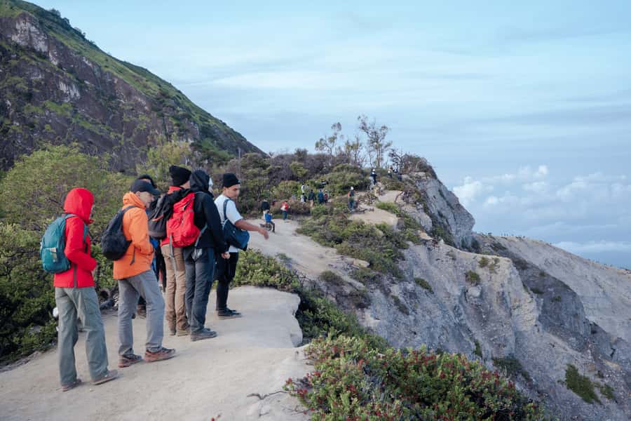 From Probolinggo: 2-Day Mount Bromo and Ijen Volcano Tour - Who should book this 2-day Bromo and Ijen tour