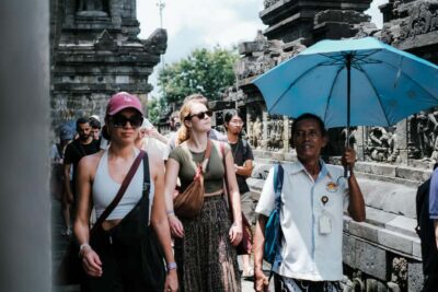 From Probolinggo : Borobudur Climb-up and Prambanan Tour - Borobudur: what a guide changes in the way you look