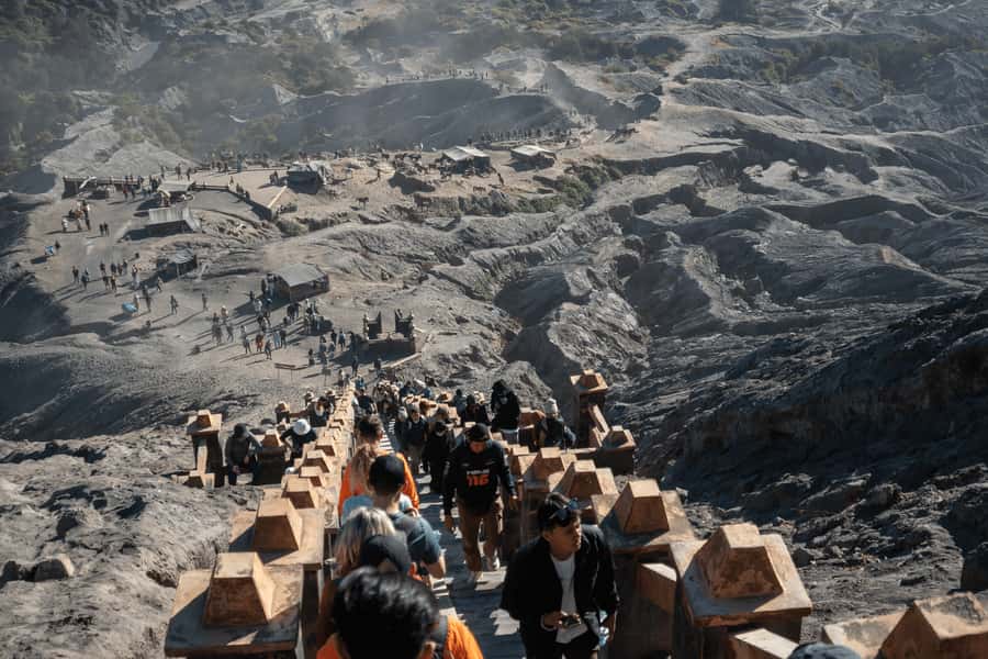 From Probolinggo/Malang : Mount Bromo Sunrise Guided Tour - How sunrise is handled: crater view first, viewpoints second