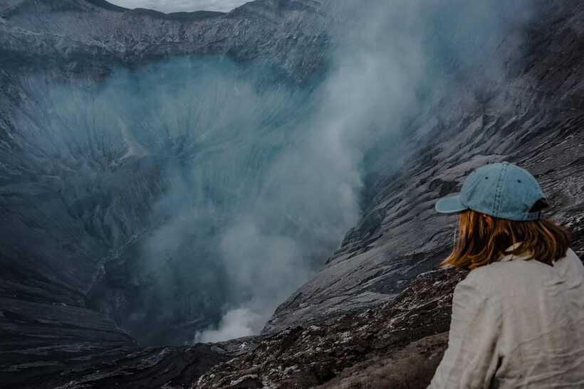 From Surabaya or Malang: Mount Bromo Tour No Sunrise 1 Day - Pace, timing, and the real weather gamble