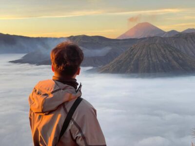 From Surabaya or Malang: Tumpak Sewu-Bromo-Ijen-Bali 3D2N - Tumpak Sewu and Tetes cave waterfalls: getting your boots wet