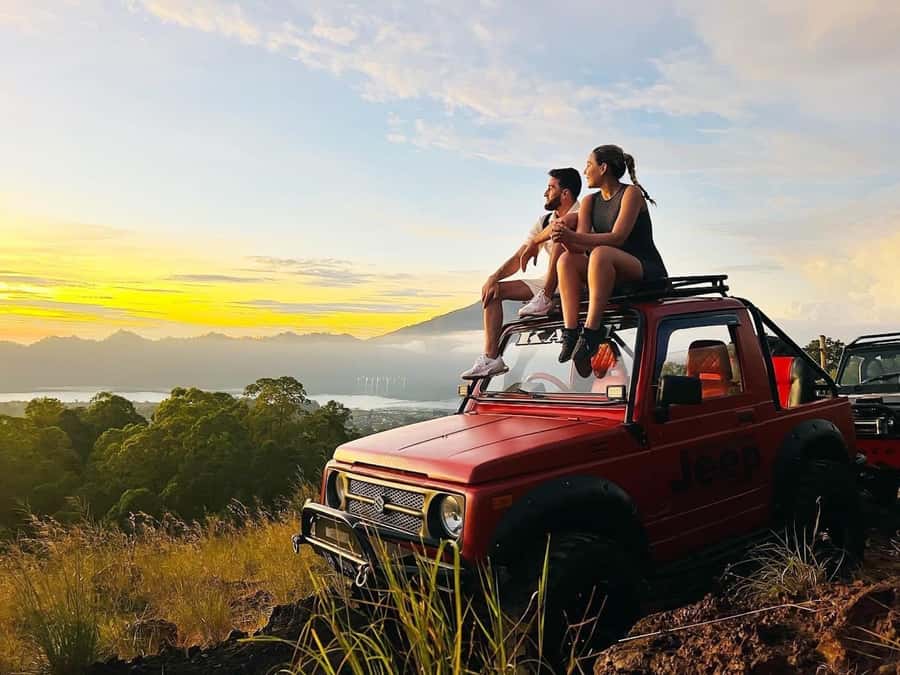 From Ubud: Mount Batur Shared Jeep Sunrise & Hot Spring Tour - The Shared Jeep Ride: 4WD Adventure With a Controlled Pace