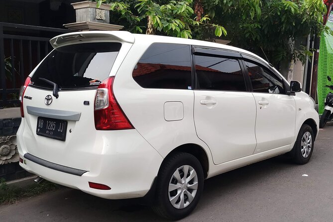From Yogyakarta: Borobudur and Prambanan Temples in 1 Day - Borobudur at 9:30: What to See and How to Move