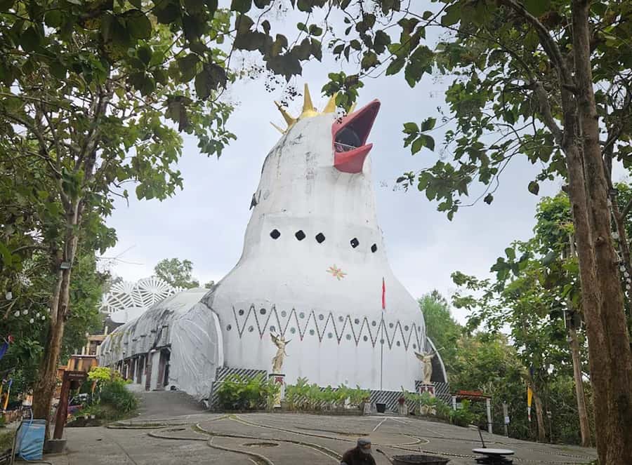 From Yogyakarta: Borobudur, Chicken Church & Mendut Temple - Why This 8-Hour Route Works From Yogyakarta