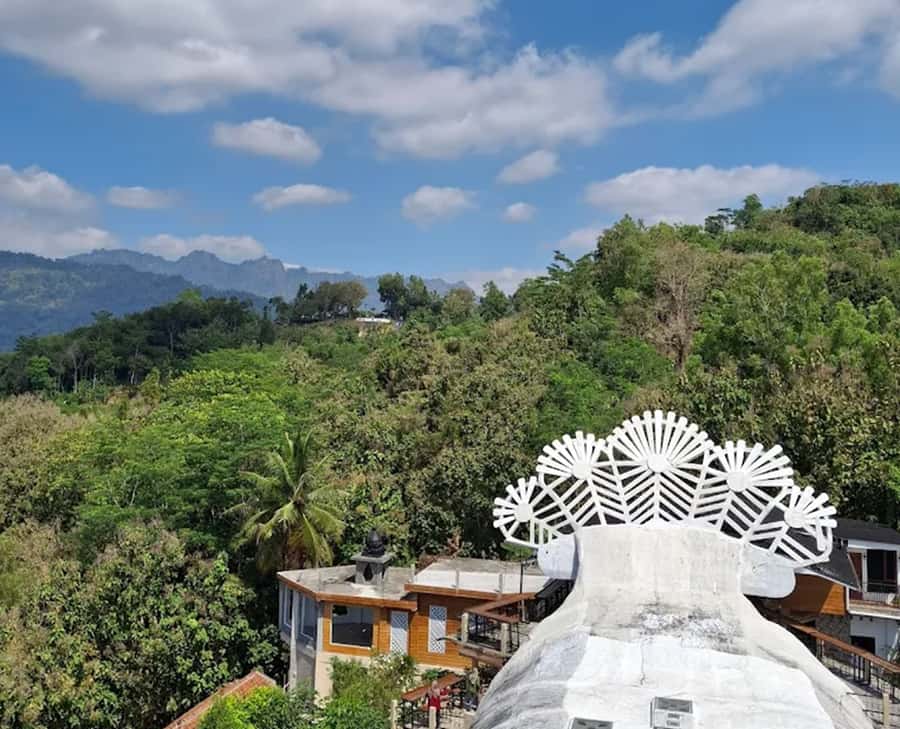 From Yogyakarta: Borobudur, Chicken Church & Mendut Temple - Who This Tour Suits (and Who Should Skip It)
