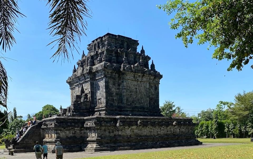 From Yogyakarta: Borobudur, Chicken Church & Mendut Temple - Should You Book This Borobudur, Chicken Church & Mendut Tour?