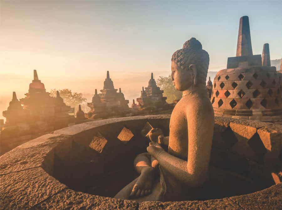 From Yogyakarta: Borobudur, Mount Bromo, and Ijen 4-Day Tour - $574 per person: when this tour is worth the money