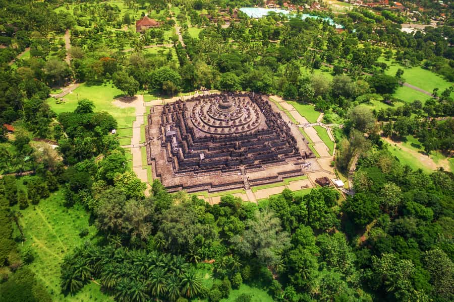 From Yogyakarta: Borobudur Sunrise Half Day Tour with Pickup - Borobudur Temple at opening: what the first hours feel like