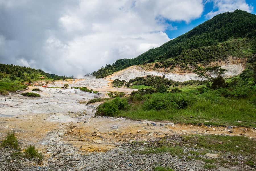 From Yogyakarta : Dieng Plateau Fullday Tour - Arjuna Temple Cluster: the heritage stop most people remember