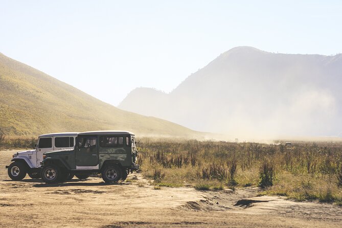 From Yogyakarta: Tumpak Sewu Bromo and Ijen with Bali Drop-off - Ijen at midnight: blue flames, safety gear, and a guided climb