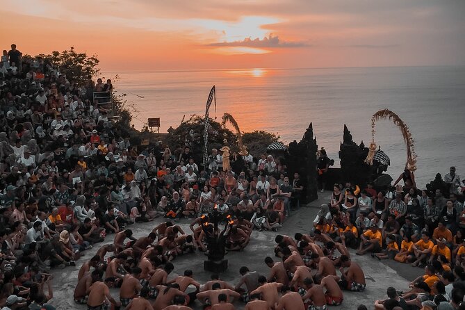 Full Day All Inclusive Uluwatu South Bali Private Tour - Stop 4: Uluwatu Temple on a 70-meter cliff plus monkey-path reality