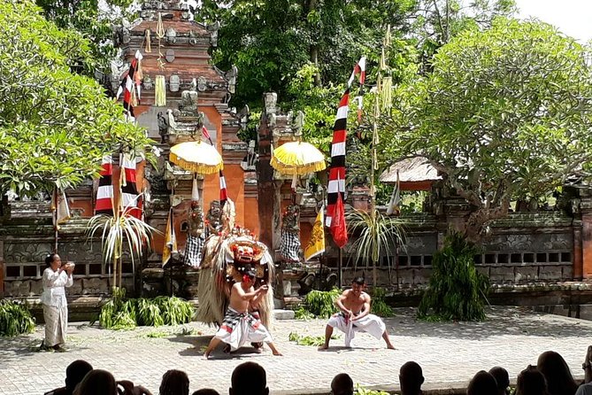 Full Day Kintamani Volcano View and Ubud Village Tour - Celuk craft village: gold and silver shopping with a plan