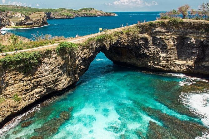 Full-Day Nusa Penida Island Private Tour with Local Guide - Stop 4: Angel’s Billabong and the low-tide rock pools