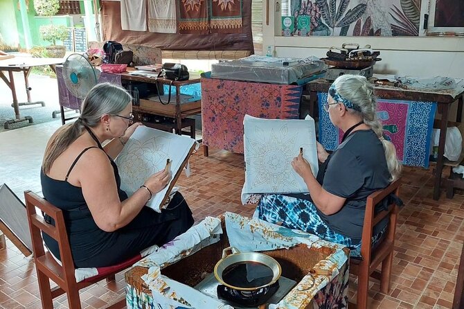 Full Day Private Batiks Class and Explore Miniature Park - Jalan Surabaya flea market: antiques, bargaining, and short attention spans